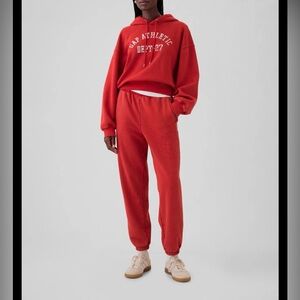 GAP Vintage Soft High Rise Boyfriend Jogger